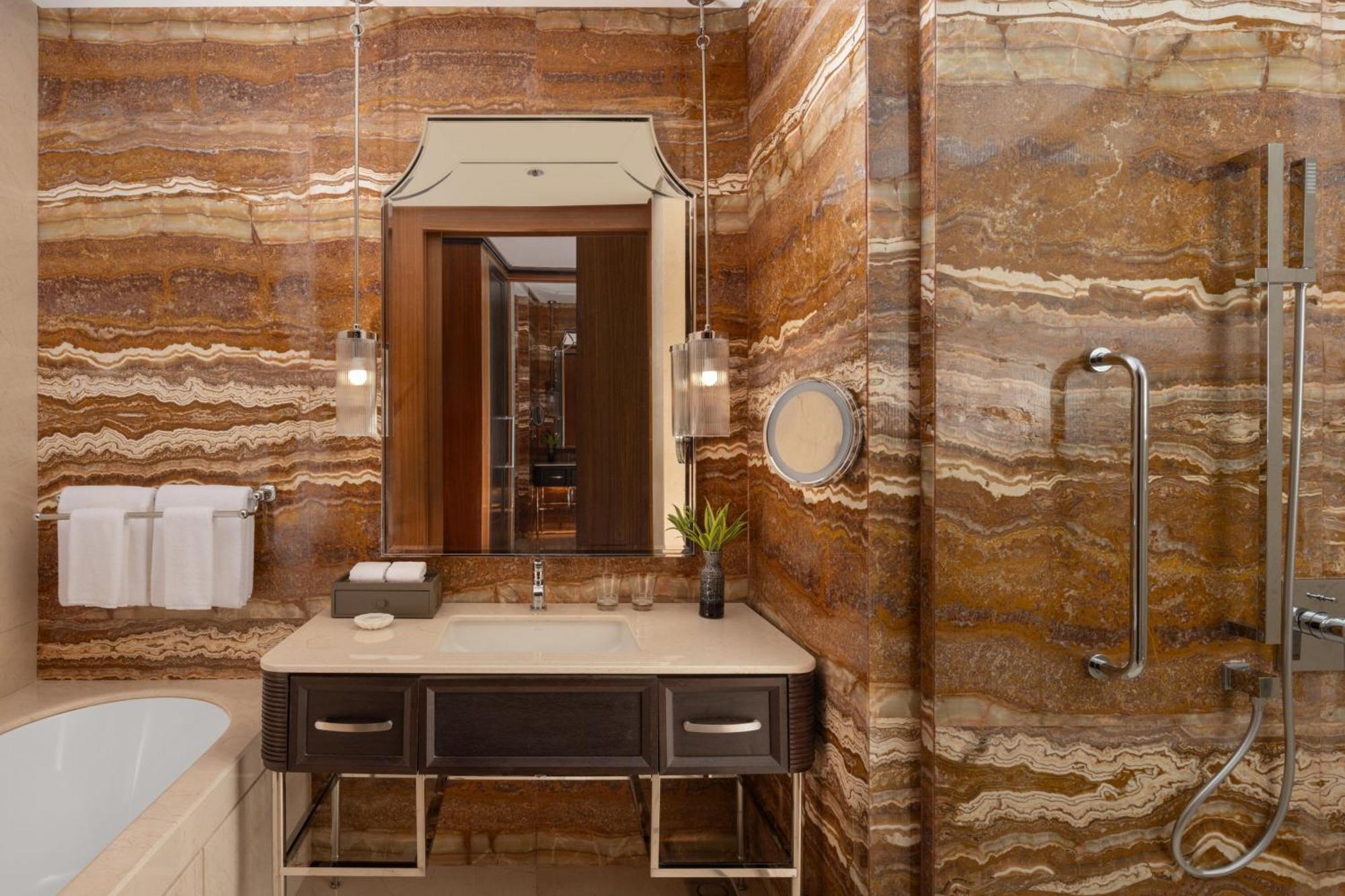 Itc Ratnadipa, A Luxury Collection Hotel, Kolombo Dış mekan fotoğraf